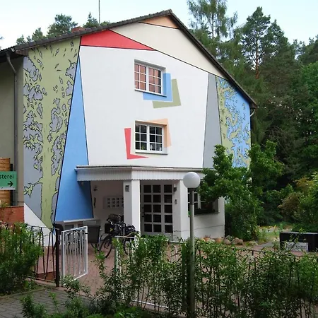 Apartment Kuenstler Der Region Апартаменты